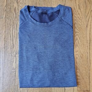 Lululemon Athletica Vent Tech Men's Short Sleeve Tee - Blue Size XL